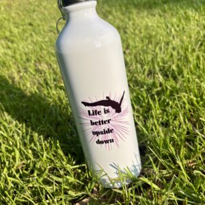 Joogipudel, 750 ml. Life is better upside down.
